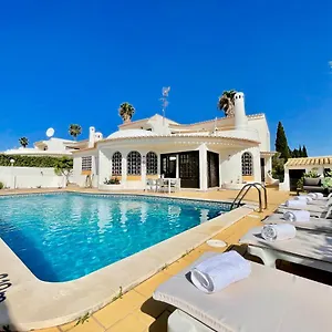 villa-cristina-9.hotelaalgarve.com/