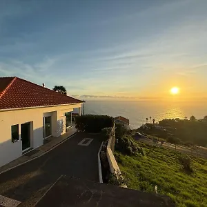 Magnolia Sunsets Calheta (Madeira)